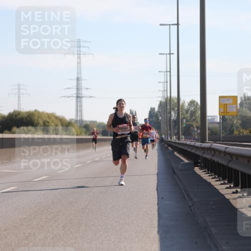 03.10.2025 - Köhlbrandbrückenlauf Yannick Fuchs http://msf.ph/oto/9175610 03.10.2025 11:12:25 Position 3  meine-sportfotos.de