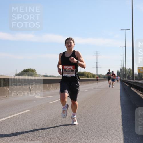03.10.2025 - Köhlbrandbrückenlauf Yannick Fuchs http://msf.ph/oto/9175637 03.10.2025 11:12:29 Position 3 4092 meine-sportfotos.de