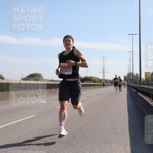 03.10.2025 - Köhlbrandbrückenlauf Yannick Fuchs http://msf.ph/oto/9175639 03.10.2025 11:12:29 Position 3 4092 meine-sportfotos.de