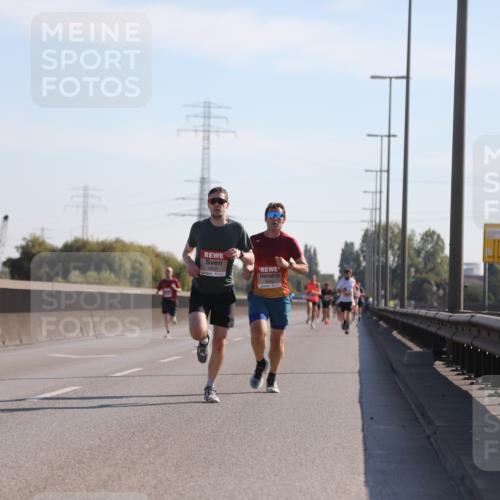 03.10.2025 - Köhlbrandbrückenlauf Yannick Fuchs http://msf.ph/oto/9175653 03.10.2025 11:12:32 Position 3 4058 meine-sportfotos.de