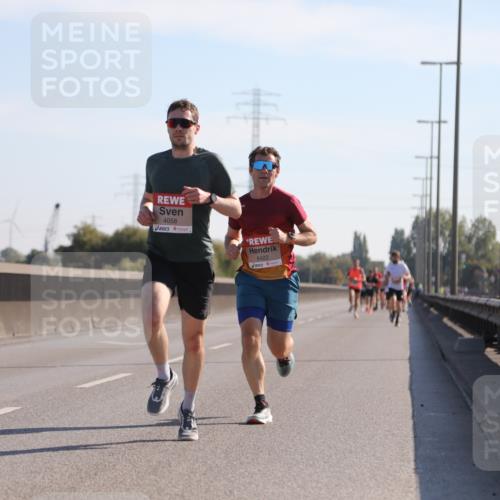 03.10.2025 - Köhlbrandbrückenlauf Yannick Fuchs http://msf.ph/oto/9175661 03.10.2025 11:12:34 Position 3 4058, 6422 meine-sportfotos.de