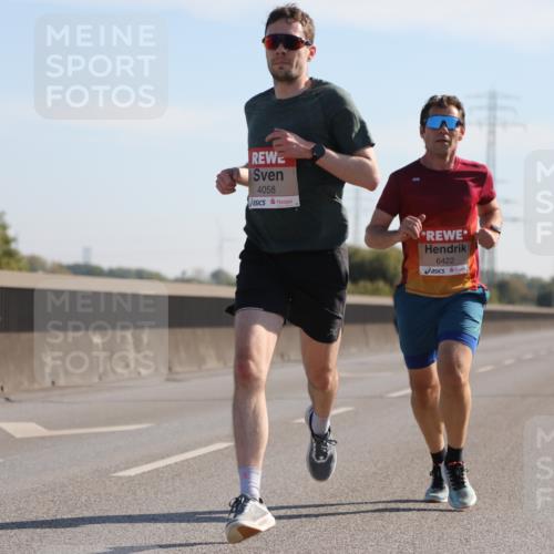 03.10.2025 - Köhlbrandbrückenlauf Yannick Fuchs http://msf.ph/oto/9175665 03.10.2025 11:12:35 Position 3 4058, 6422 meine-sportfotos.de
