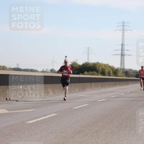 03.10.2025 - Köhlbrandbrückenlauf Yannick Fuchs http://msf.ph/oto/9175681 03.10.2025 11:12:39 Position 3  meine-sportfotos.de