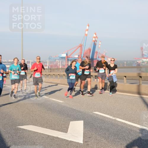03.10.2025 - Köhlbrandbrückenlauf Yannick Fuchs http://msf.ph/oto/9175733 03.10.2025 08:45:37 Position 2  meine-sportfotos.de