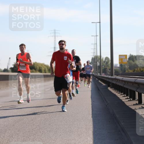 03.10.2025 - Köhlbrandbrückenlauf Yannick Fuchs http://msf.ph/oto/9175736 03.10.2025 11:12:47 Position 3  meine-sportfotos.de