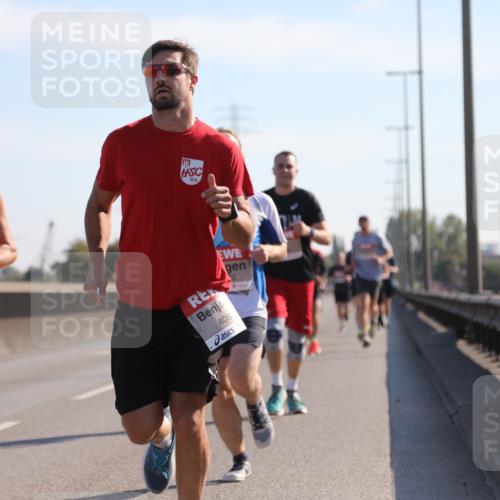 03.10.2025 - Köhlbrandbrückenlauf Yannick Fuchs http://msf.ph/oto/9175743 03.10.2025 11:12:48 Position 3 4019, 1879, 4088 meine-sportfotos.de