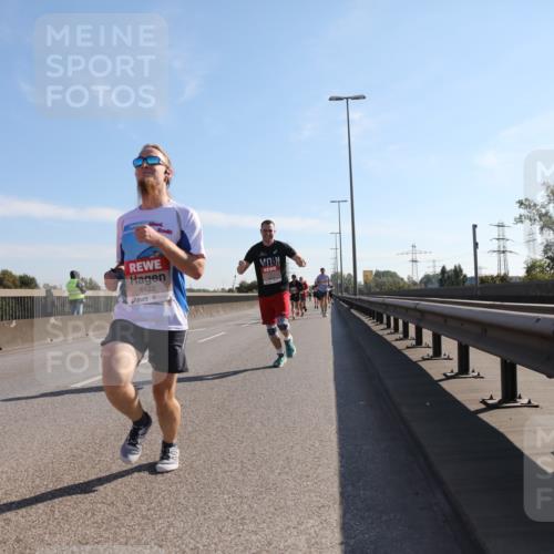 03.10.2025 - Köhlbrandbrückenlauf Yannick Fuchs http://msf.ph/oto/9175758 03.10.2025 11:12:50 Position 3 4019, 6122 meine-sportfotos.de