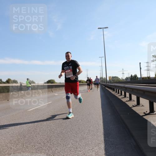 03.10.2025 - Köhlbrandbrückenlauf Yannick Fuchs http://msf.ph/oto/9175763 03.10.2025 11:12:50 Position 3 6778 meine-sportfotos.de