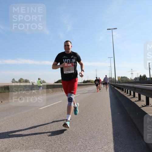 03.10.2025 - Köhlbrandbrückenlauf Yannick Fuchs http://msf.ph/oto/9175769 03.10.2025 11:12:51 Position 3 6778 meine-sportfotos.de