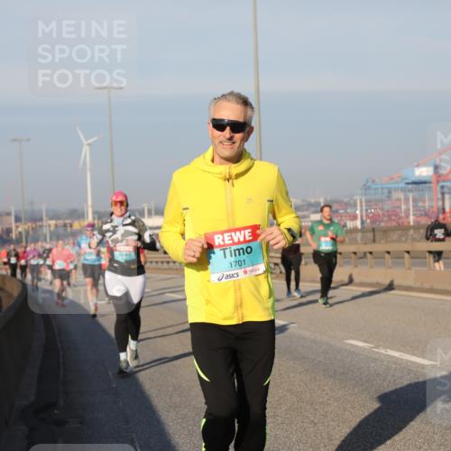 03.10.2025 - Köhlbrandbrückenlauf Yannick Fuchs http://msf.ph/oto/9175773 03.10.2025 08:45:40 Position 2 1701, 3200 meine-sportfotos.de