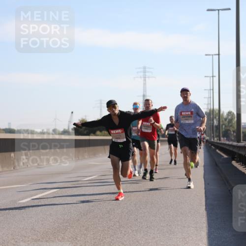 03.10.2025 - Köhlbrandbrückenlauf Yannick Fuchs http://msf.ph/oto/9175780 03.10.2025 11:12:52 Position 3 6804 meine-sportfotos.de