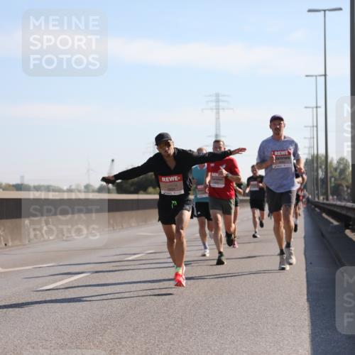03.10.2025 - Köhlbrandbrückenlauf Yannick Fuchs http://msf.ph/oto/9175781 03.10.2025 11:12:52 Position 3 6804 meine-sportfotos.de