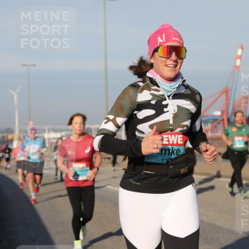 03.10.2025 - Köhlbrandbrückenlauf Yannick Fuchs http://msf.ph/oto/9175812 03.10.2025 08:45:43 Position 2  meine-sportfotos.de