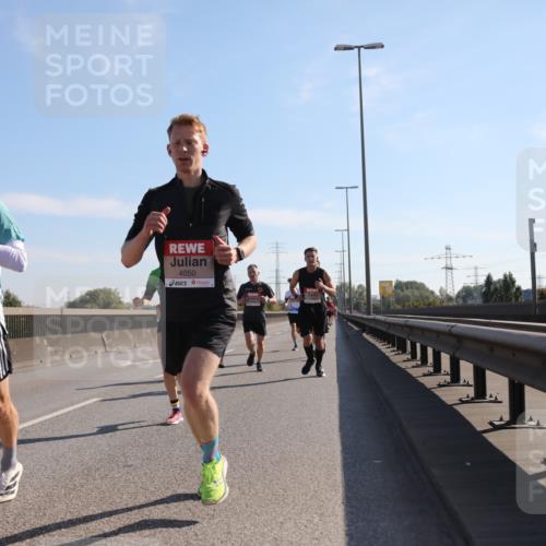 03.10.2025 - Köhlbrandbrückenlauf Yannick Fuchs http://msf.ph/oto/9175825 03.10.2025 11:12:56 Position 3 4155, 4050 meine-sportfotos.de
