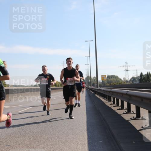 03.10.2025 - Köhlbrandbrückenlauf Yannick Fuchs http://msf.ph/oto/9175831 03.10.2025 11:12:56 Position 3 6625 meine-sportfotos.de