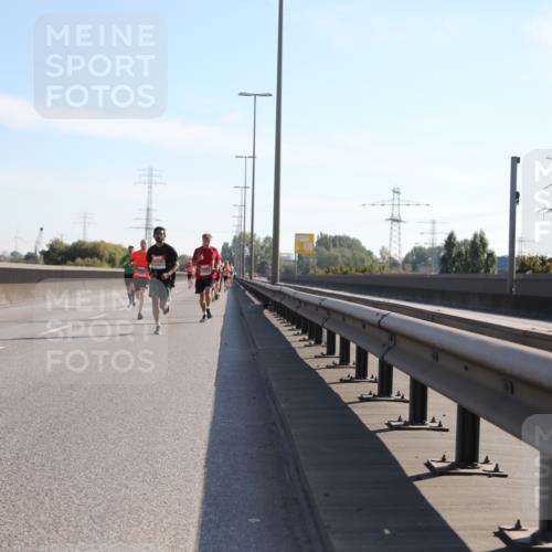 03.10.2025 - Köhlbrandbrückenlauf Yannick Fuchs http://msf.ph/oto/9175867 03.10.2025 11:13:00 Position 3  meine-sportfotos.de