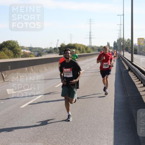 03.10.2025 - Köhlbrandbrückenlauf Yannick Fuchs http://msf.ph/oto/9175883 03.10.2025 11:13:02 Position 3 4043 meine-sportfotos.de