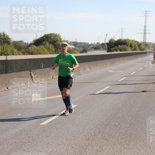 03.10.2025 - Köhlbrandbrückenlauf Yannick Fuchs http://msf.ph/oto/9175898 03.10.2025 11:13:05 Position 3  meine-sportfotos.de