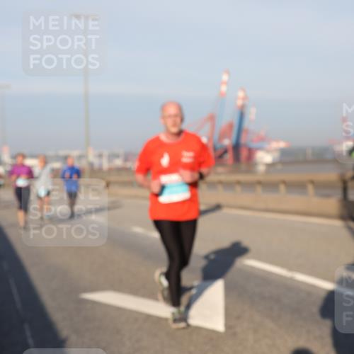 03.10.2025 - Köhlbrandbrückenlauf Yannick Fuchs http://msf.ph/oto/9175902 03.10.2025 08:45:50 Position 2  meine-sportfotos.de