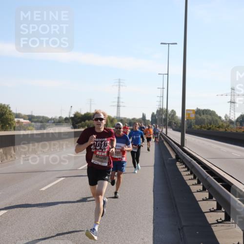 03.10.2025 - Köhlbrandbrückenlauf Yannick Fuchs http://msf.ph/oto/9175904 03.10.2025 11:13:07 Position 3 2013, 6333 meine-sportfotos.de