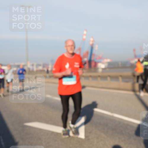 03.10.2025 - Köhlbrandbrückenlauf Yannick Fuchs http://msf.ph/oto/9175905 03.10.2025 08:45:50 Position 2  meine-sportfotos.de