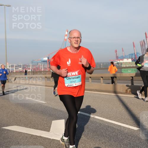 03.10.2025 - Köhlbrandbrückenlauf Yannick Fuchs http://msf.ph/oto/9175906 03.10.2025 08:45:51 Position 2 2747 meine-sportfotos.de