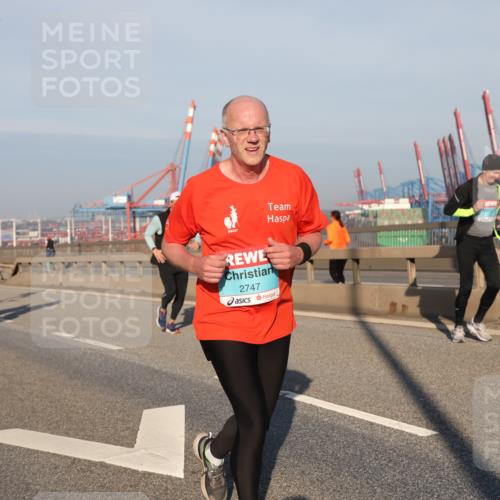 03.10.2025 - Köhlbrandbrückenlauf Yannick Fuchs http://msf.ph/oto/9175910 03.10.2025 08:45:51 Position 2 2747 meine-sportfotos.de