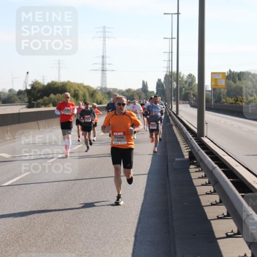 03.10.2025 - Köhlbrandbrückenlauf Yannick Fuchs http://msf.ph/oto/9175916 03.10.2025 11:13:11 Position 3  meine-sportfotos.de