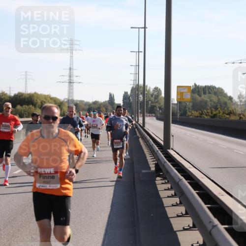 03.10.2025 - Köhlbrandbrückenlauf Yannick Fuchs http://msf.ph/oto/9175929 03.10.2025 11:13:13 Position 3 4037 meine-sportfotos.de