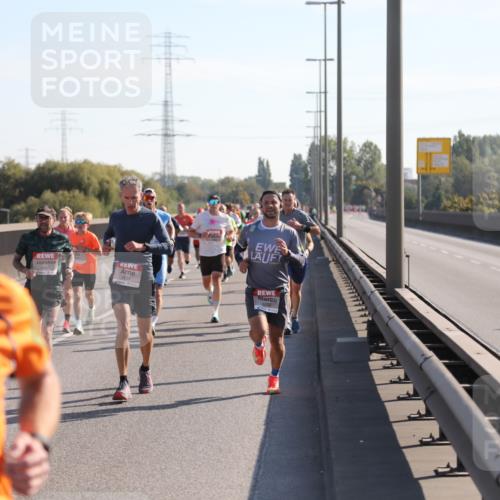 03.10.2025 - Köhlbrandbrückenlauf Yannick Fuchs http://msf.ph/oto/9175936 03.10.2025 11:13:14 Position 3  meine-sportfotos.de