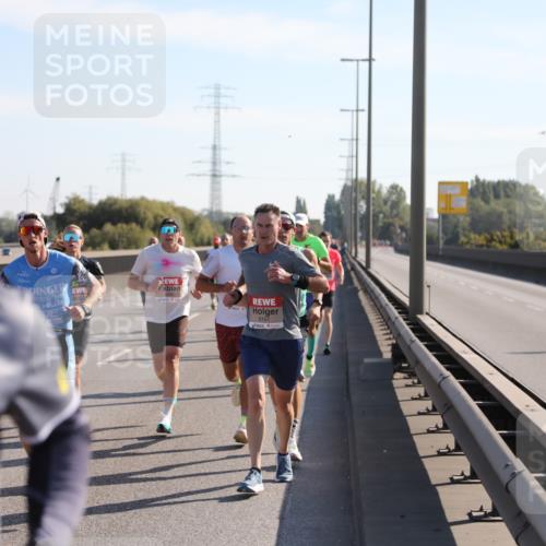 03.10.2025 - Köhlbrandbrückenlauf Yannick Fuchs http://msf.ph/oto/9175965 03.10.2025 11:13:17 Position 3 6151 meine-sportfotos.de