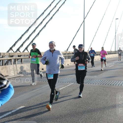 03.10.2025 - Köhlbrandbrückenlauf Yannick Fuchs http://msf.ph/oto/9175976 03.10.2025 08:25:17 Position 1 1073 meine-sportfotos.de
