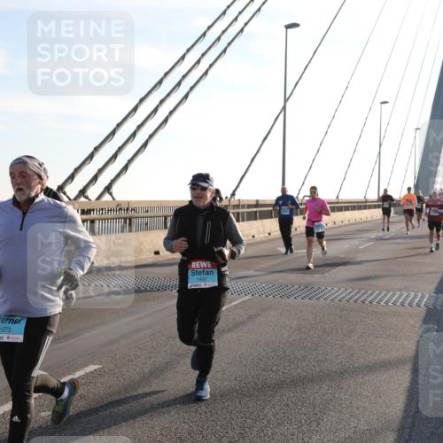 03.10.2025 - Köhlbrandbrückenlauf Yannick Fuchs http://msf.ph/oto/9175985 03.10.2025 08:25:17 Position 1 1073, 1457 meine-sportfotos.de