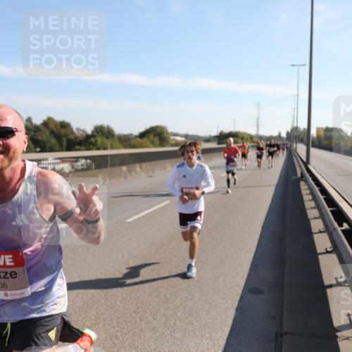 03.10.2025 - Köhlbrandbrückenlauf Yannick Fuchs http://msf.ph/oto/9176020 03.10.2025 11:13:24 Position 3 6206 meine-sportfotos.de