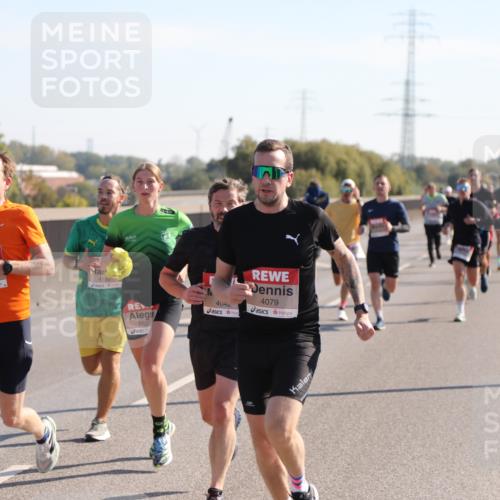 03.10.2025 - Köhlbrandbrückenlauf Yannick Fuchs http://msf.ph/oto/9176053 03.10.2025 11:13:28 Position 3 6624, 4078, 410, 6621, 4042, 4079 meine-sportfotos.de