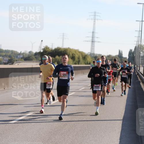 03.10.2025 - Köhlbrandbrückenlauf Yannick Fuchs http://msf.ph/oto/9176062 03.10.2025 11:13:30 Position 3  meine-sportfotos.de
