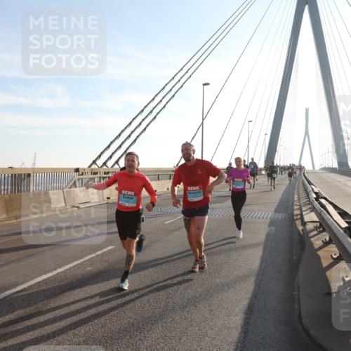 03.10.2025 - Köhlbrandbrückenlauf Yannick Fuchs http://msf.ph/oto/9176075 03.10.2025 08:25:25 Position 1 1273, 1165 meine-sportfotos.de