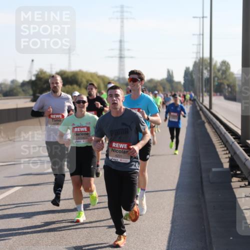 03.10.2025 - Köhlbrandbrückenlauf Yannick Fuchs http://msf.ph/oto/9176089 03.10.2025 11:13:37 Position 3 4123, 4231 meine-sportfotos.de