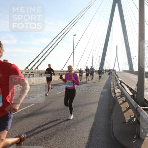 03.10.2025 - Köhlbrandbrückenlauf Yannick Fuchs http://msf.ph/oto/9176090 03.10.2025 08:25:26 Position 1 1273 meine-sportfotos.de