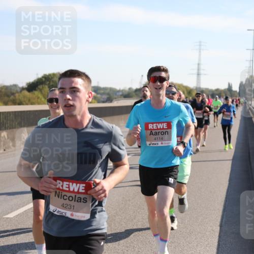 03.10.2025 - Köhlbrandbrückenlauf Yannick Fuchs http://msf.ph/oto/9176096 03.10.2025 11:13:39 Position 3 4231, 4114 meine-sportfotos.de
