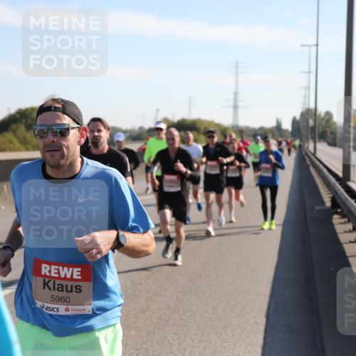 03.10.2025 - Köhlbrandbrückenlauf Yannick Fuchs http://msf.ph/oto/9176103 03.10.2025 11:13:40 Position 3 5960 meine-sportfotos.de