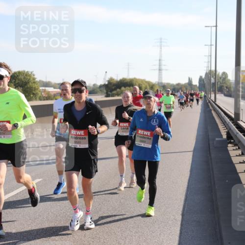 03.10.2025 - Köhlbrandbrückenlauf Yannick Fuchs http://msf.ph/oto/9176120 03.10.2025 11:13:42 Position 3 6519, 6520, 4111, 5669 meine-sportfotos.de