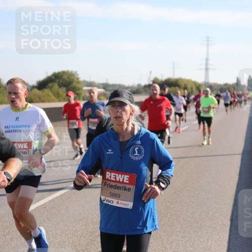 03.10.2025 - Köhlbrandbrückenlauf Yannick Fuchs http://msf.ph/oto/9176125 03.10.2025 11:13:43 Position 3 6520, 5669 meine-sportfotos.de