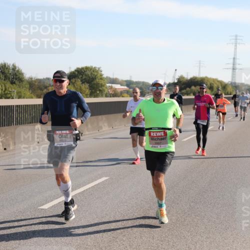 03.10.2025 - Köhlbrandbrückenlauf Yannick Fuchs http://msf.ph/oto/9176150 03.10.2025 11:13:46 Position 3 6629, 5957 meine-sportfotos.de