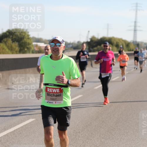03.10.2025 - Köhlbrandbrückenlauf Yannick Fuchs http://msf.ph/oto/9176153 03.10.2025 11:13:46 Position 3 5957 meine-sportfotos.de