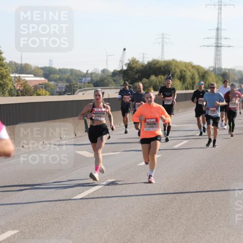 03.10.2025 - Köhlbrandbrückenlauf Yannick Fuchs http://msf.ph/oto/9176169 03.10.2025 11:13:49 Position 3 4220 meine-sportfotos.de