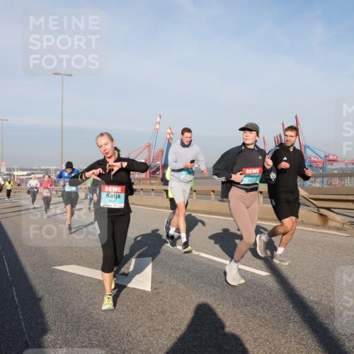 03.10.2025 - Köhlbrandbrückenlauf Yannick Fuchs http://msf.ph/oto/9176178 03.10.2025 08:46:21 Position 2 1627, 1487 meine-sportfotos.de