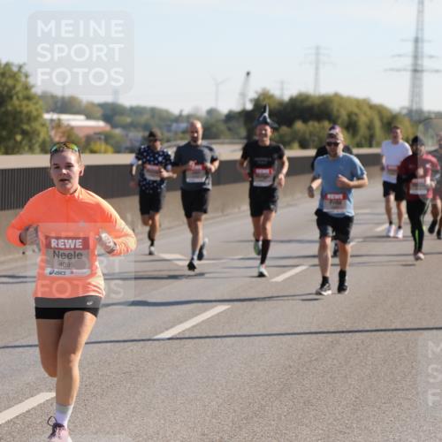 03.10.2025 - Köhlbrandbrückenlauf Yannick Fuchs http://msf.ph/oto/9176186 03.10.2025 11:13:51 Position 3 4220, 4095 meine-sportfotos.de