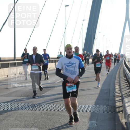 03.10.2025 - Köhlbrandbrückenlauf Yannick Fuchs http://msf.ph/oto/9176191 03.10.2025 08:25:36 Position 1 41, 1116 meine-sportfotos.de