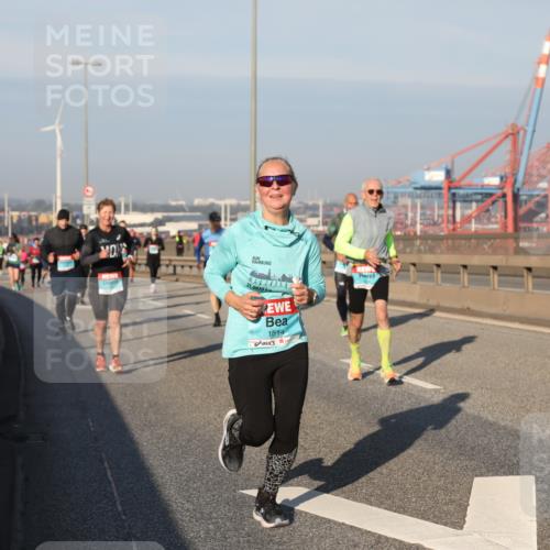 03.10.2025 - Köhlbrandbrückenlauf Yannick Fuchs http://msf.ph/oto/9176272 03.10.2025 08:46:34 Position 2 1514 meine-sportfotos.de